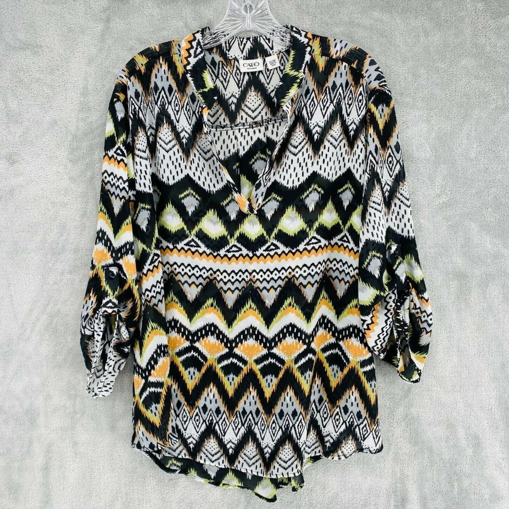 Cato Woman Top Size 22W 24W Colorful Roll Tab Lightweight Diamond V Neck